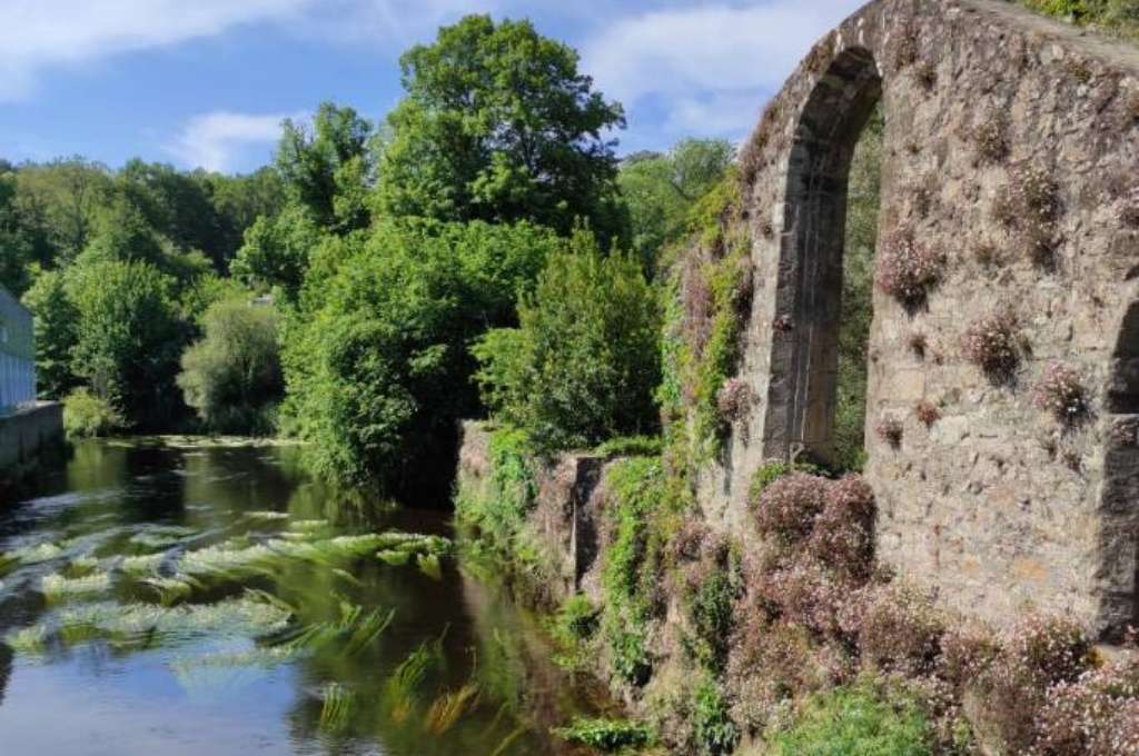 Ty Nenez : Ruines à Pont Scorff, Camping Pont Scorff Ty Nenez