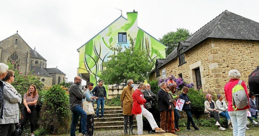 Ty Nenez : personnes à l'art chemin à Pont Scorff