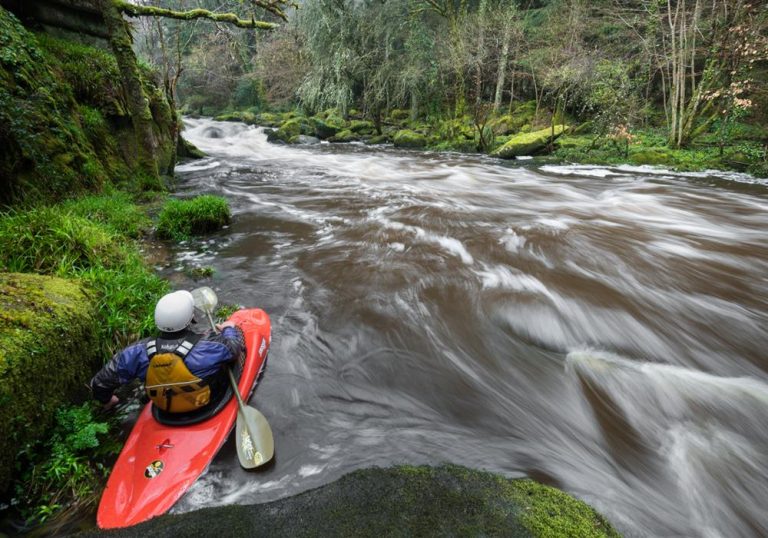 Ty Nenez : kayak en eau Vive